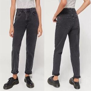 BDG Mom Jeans High Rise Washed Antique Black Rigid Denim Straight Leg Sz 31